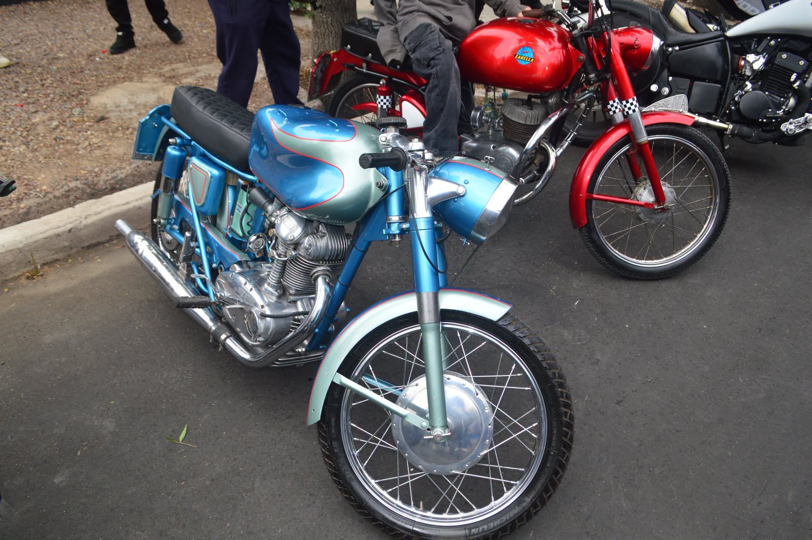 ESTA TARDE, MOTOS ANTIGUAS EN EL MUSEO LAS BÓVEDAS